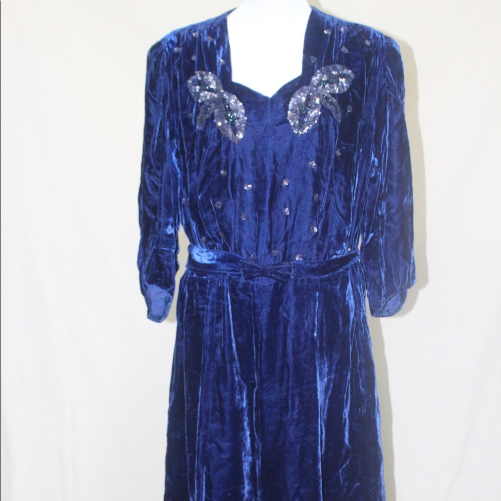⭐️ HP ⭐️ Vintage 30s Original Perfect Blue Silk Dress-Plus